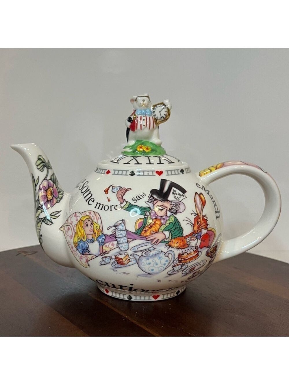 Cardew Design Alice in Wonderland Mad Hatter Teapot 2004 White Rabbit Lid